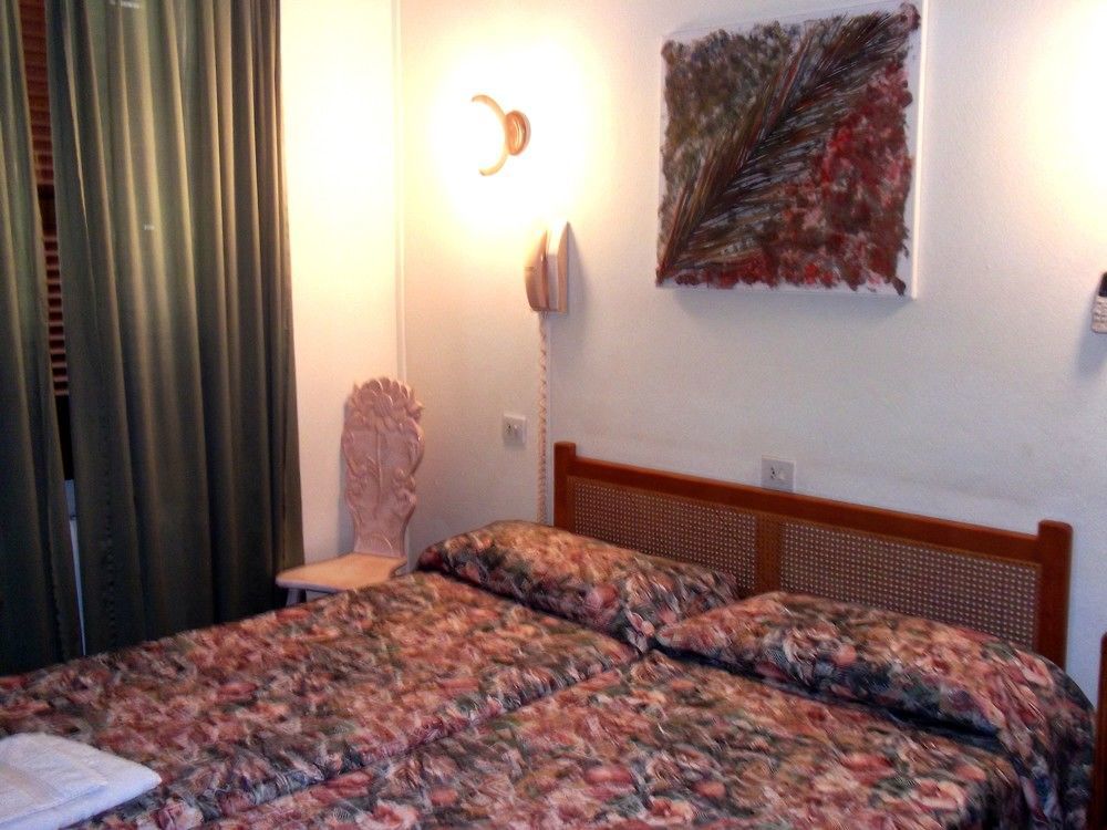 Apartamentos Osa Menor Cala d'Or  Ngoại thất bức ảnh